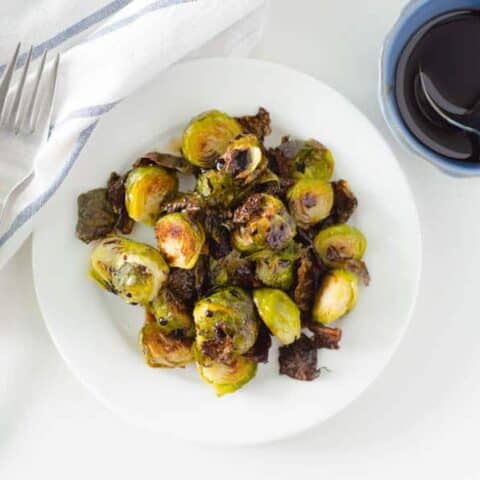 Roasted Brussel Sprouts with Balsamic Reduction | PaleoScaleo.com