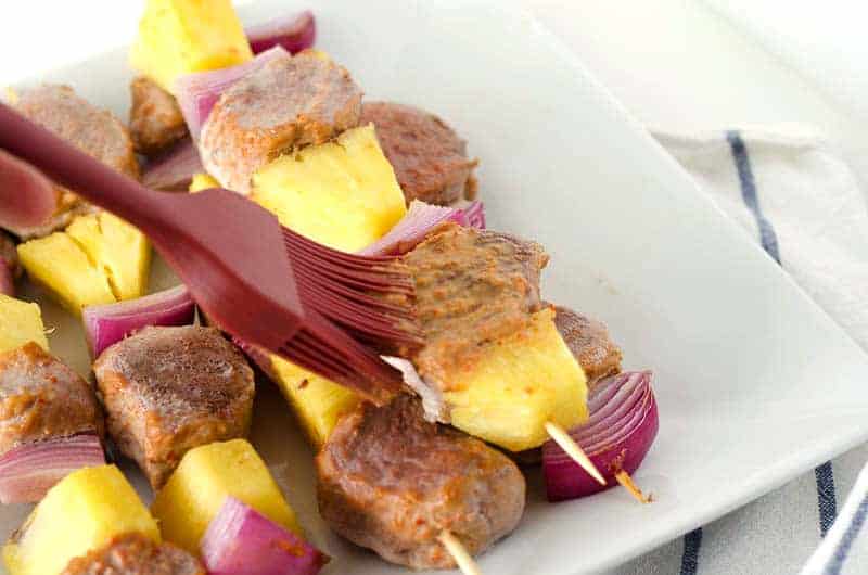 Pork and Pineapple Skewers | PaleoScaleo.com